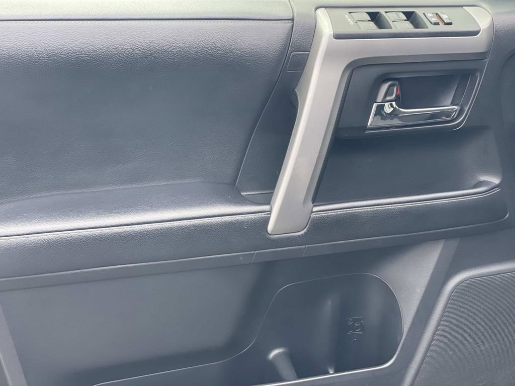 Used 2022 Toyota 4Runner SR5 RWD image 18