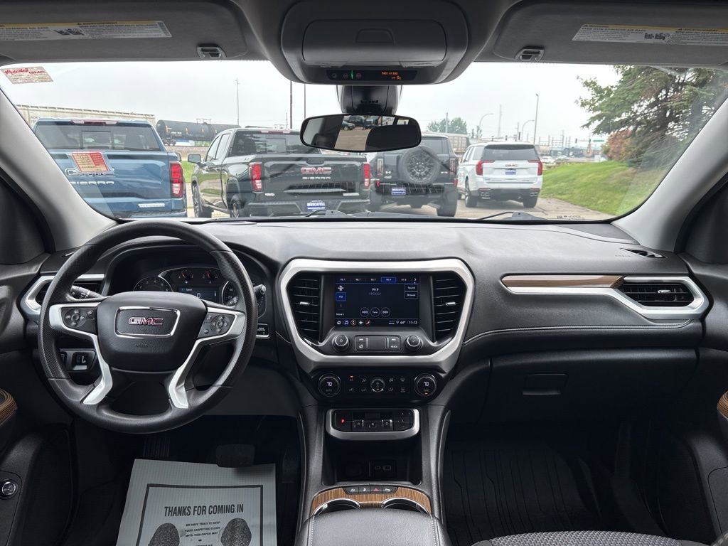 Used 2023 GMC Acadia SLE w/ Driver Convenience Package image 16