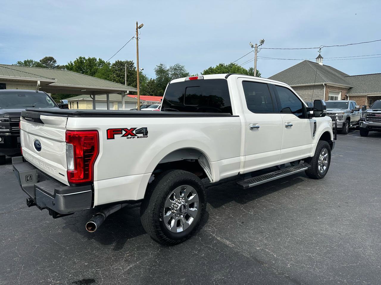 Used 2017 Ford F250 Lariat w/ Chrome Package AWD/4WD image 5