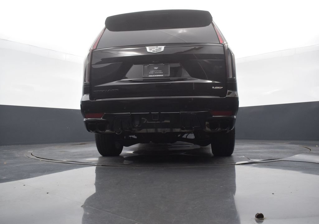 Certified 2023 Cadillac Escalade ESV V w/ Heavy-Duty Trailer Package AWD/4WD image 57