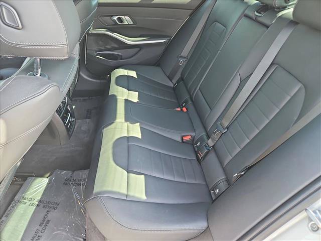Used 2019 BMW 330i Sedan w/ Convenience Package RWD image 25