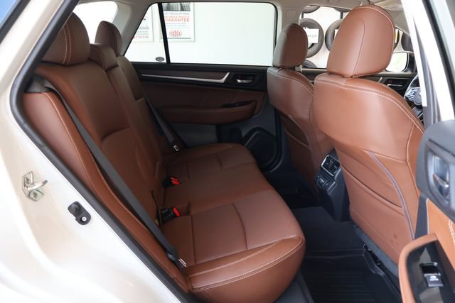 Used 2018 Subaru Outback 3.6R Touring AWD/4WD image 21