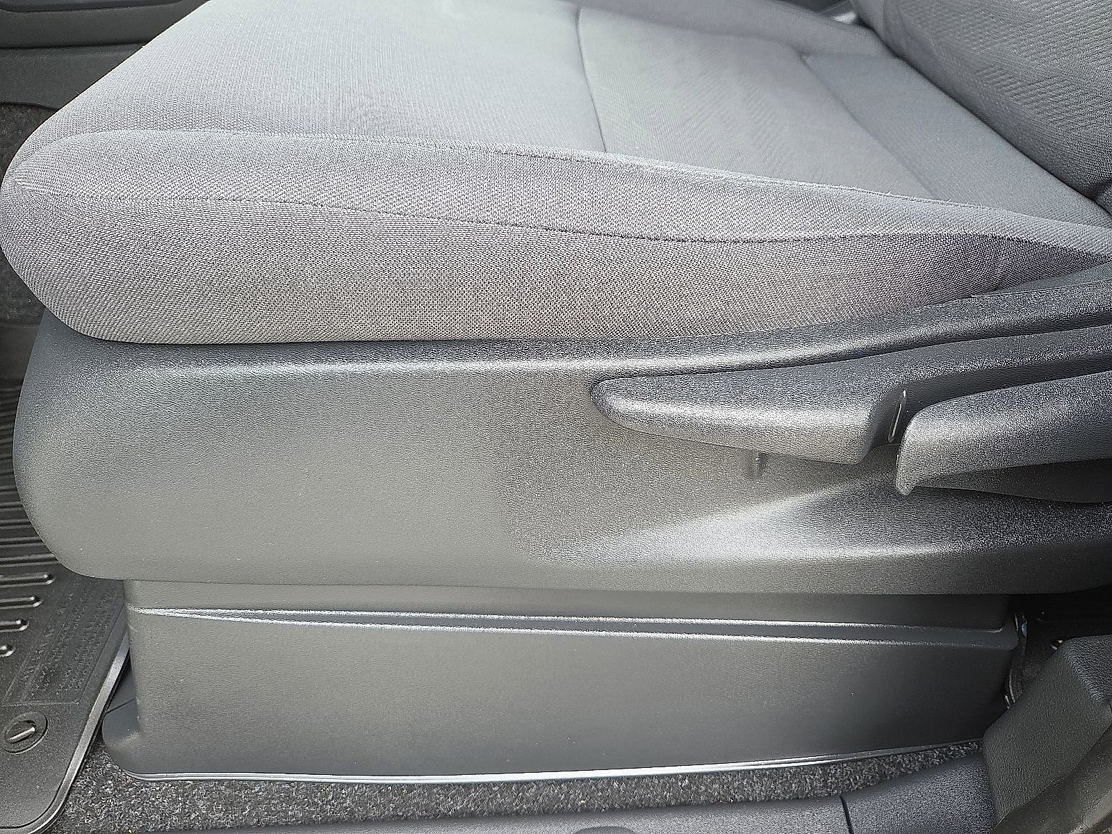 Used 2025 Nissan Frontier S w/ Tow Package image 14