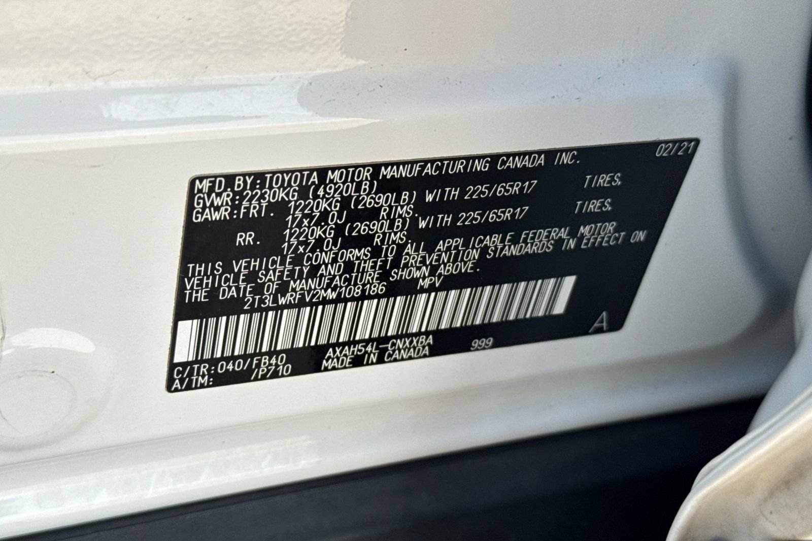 Certified 2021 Toyota RAV4 LE AWD/4WD image 36