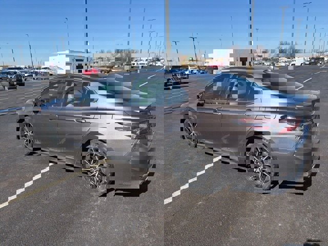 Used 2022 Toyota Camry SE image 14