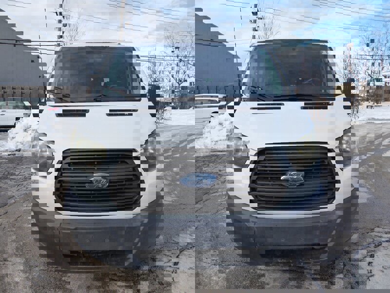 Used 2015 Ford Transit 350 XL image 2