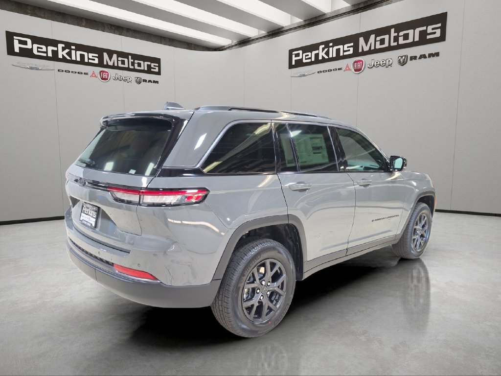New 2027 Jeep Grand Cherokee 4WD image 5