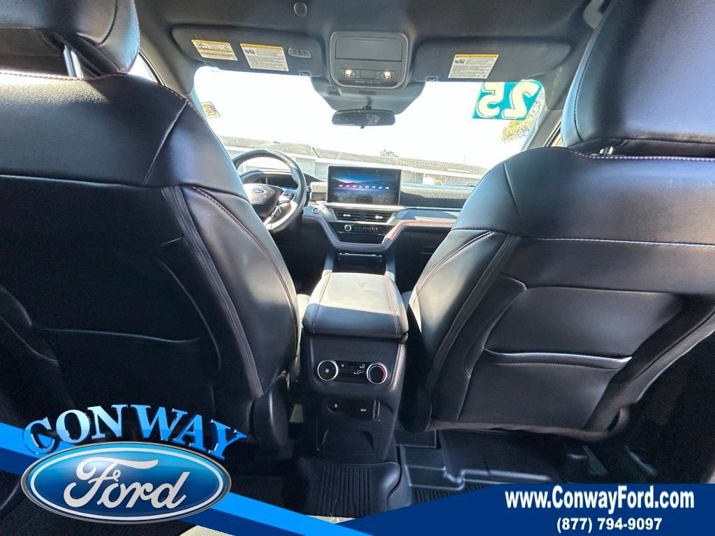Used 2025 Ford Explorer ST-Line image 24