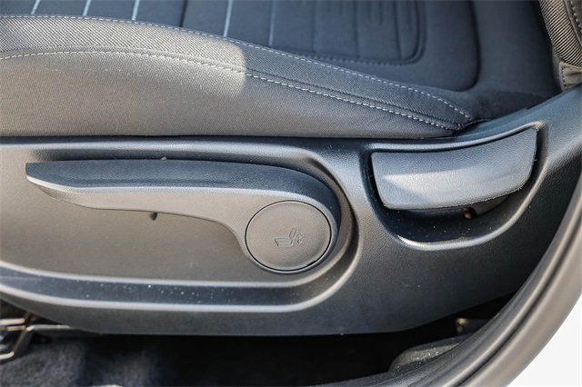 Certified 2025 Hyundai Santa Cruz SE image 25