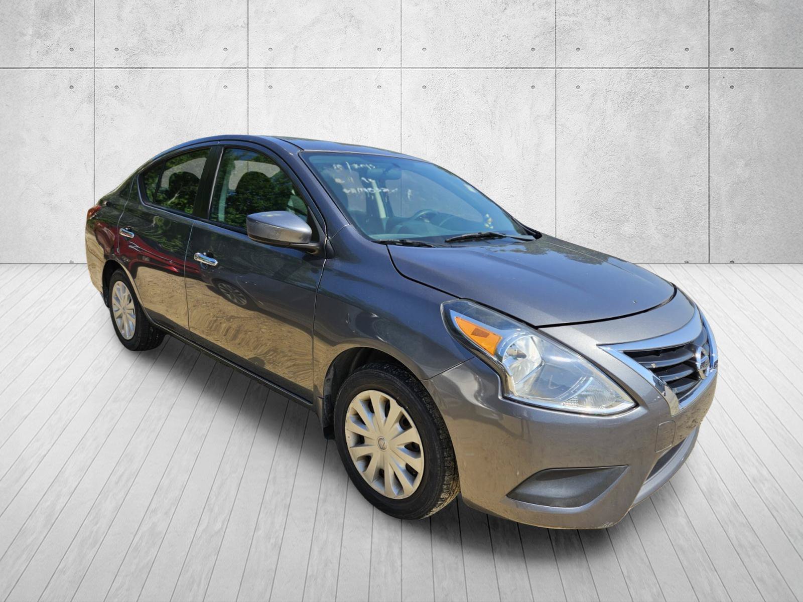 Used 2019 Nissan Versa SV FWD image 1