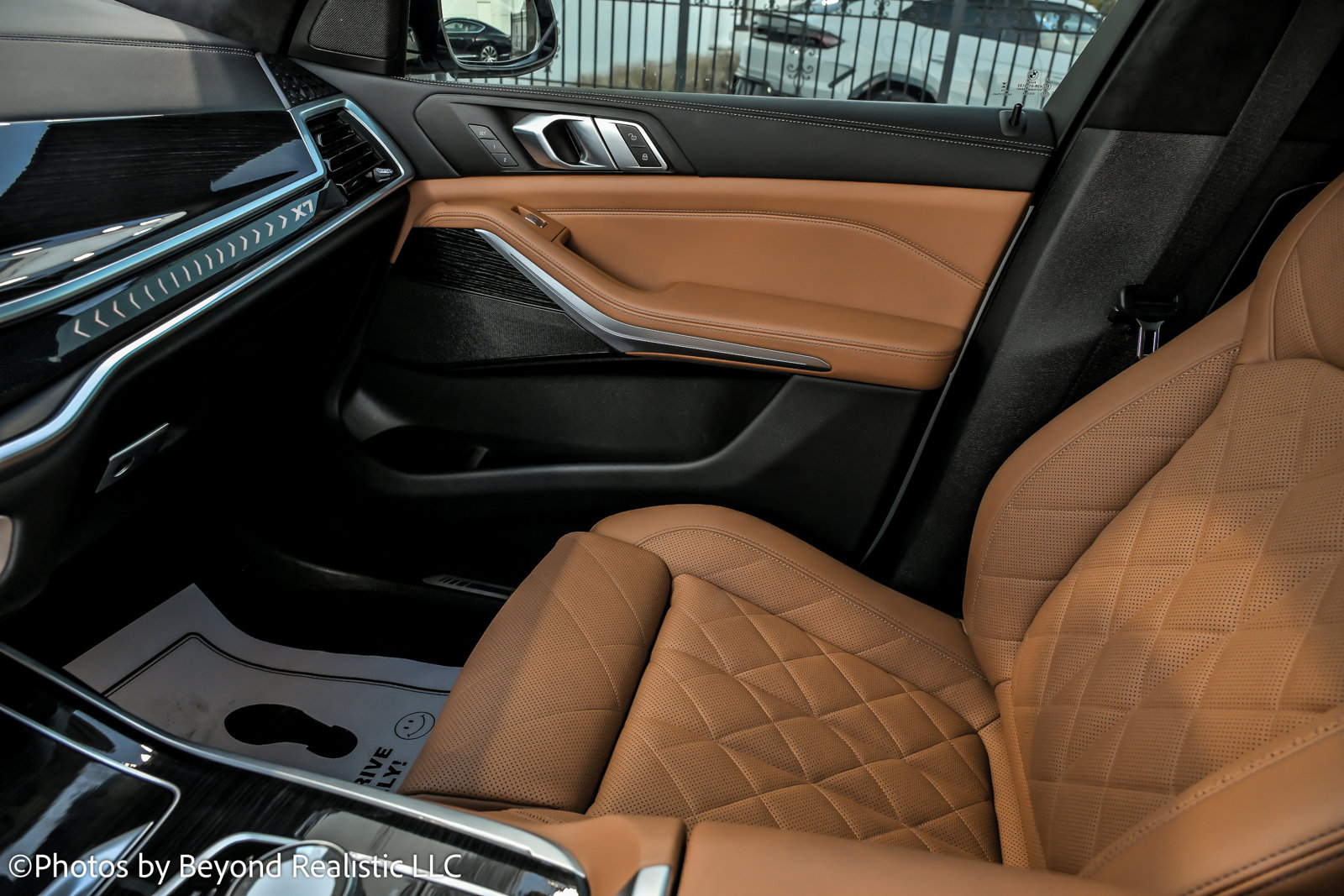 Used 2023 BMW X7 xDrive40i w/ M Sport Package image 48