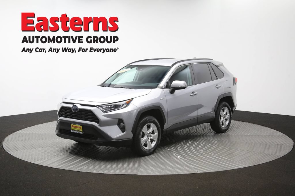 Used 2021 Toyota RAV4 XLE w/ XLE Grade Weather Package AWD/4WD image 57