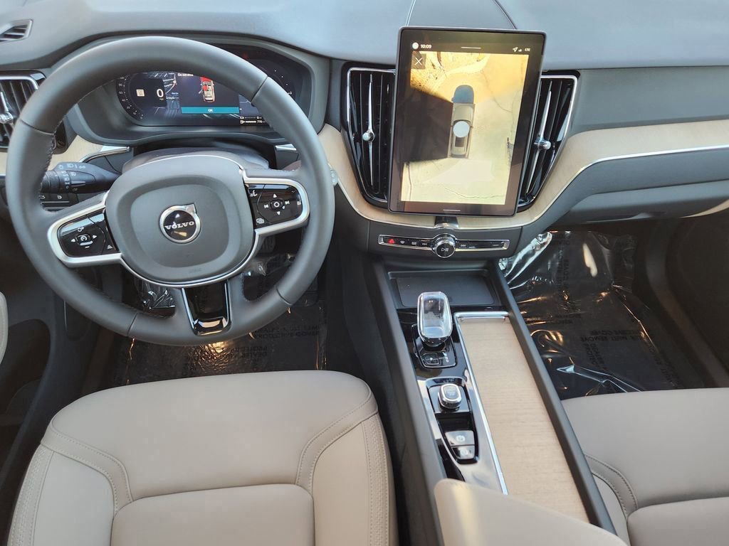 New 2026 Volvo XC60 T8 Plus w/ Protection Package Premier AWD/4WD image 15