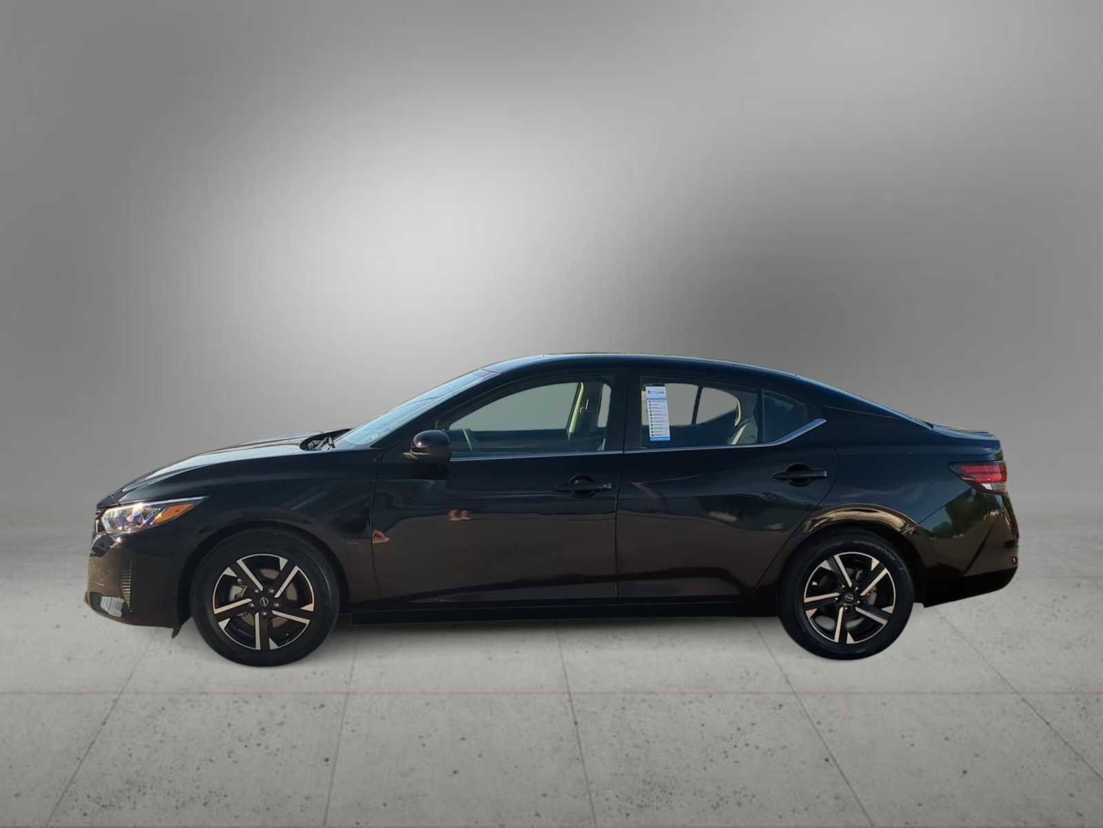 Used 2025 Nissan Sentra SV image 5