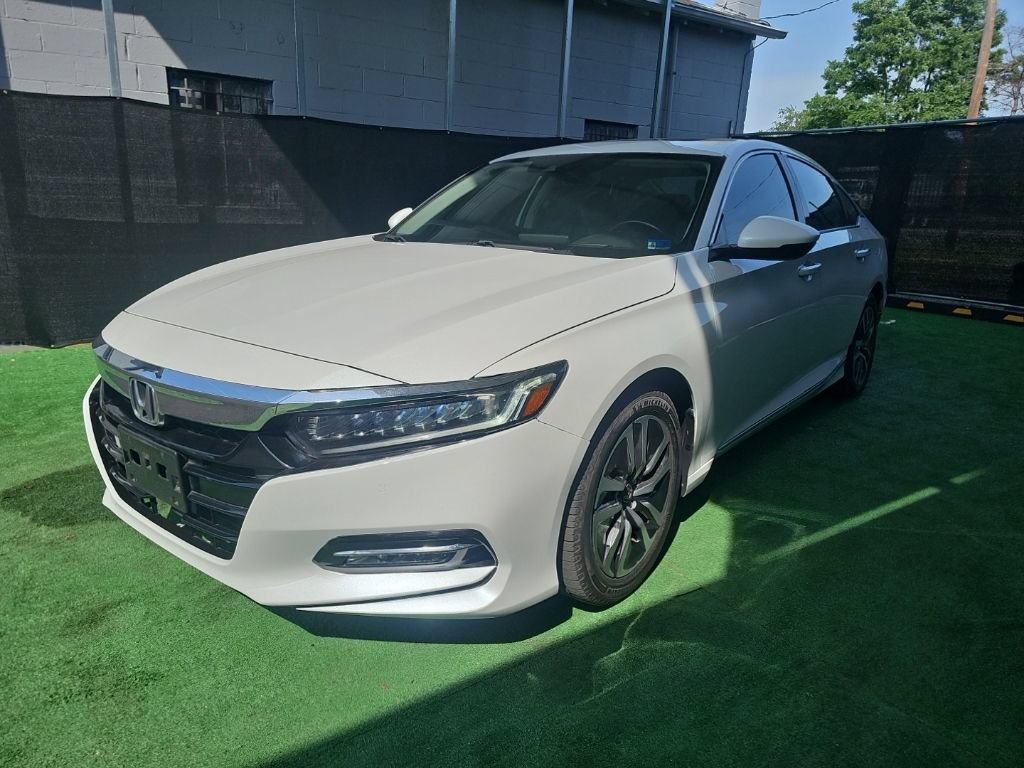 Used 2019 Honda Accord Touring image 9