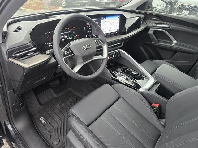 Used 2025 Audi Q5 Premium Plus w/ Premium Plus image 12