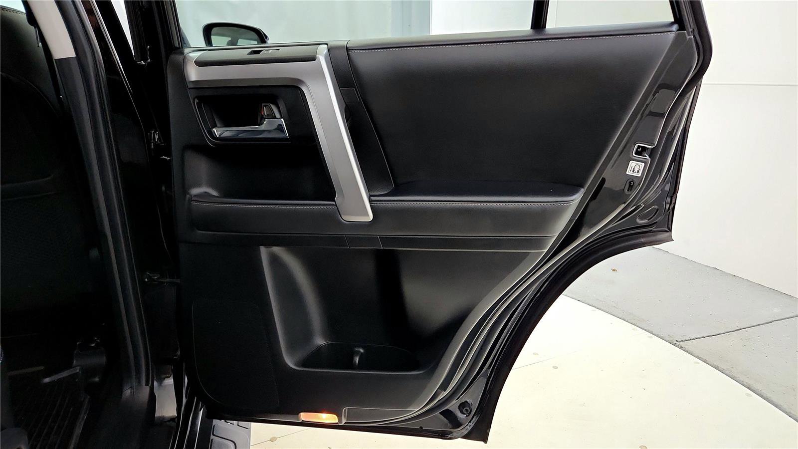 Certified 2023 Toyota 4Runner SR5 Premium w/ Moonroof Package AWD/4WD image 18