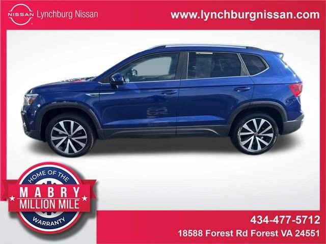 Used 2024 Volkswagen Taos SE image 1