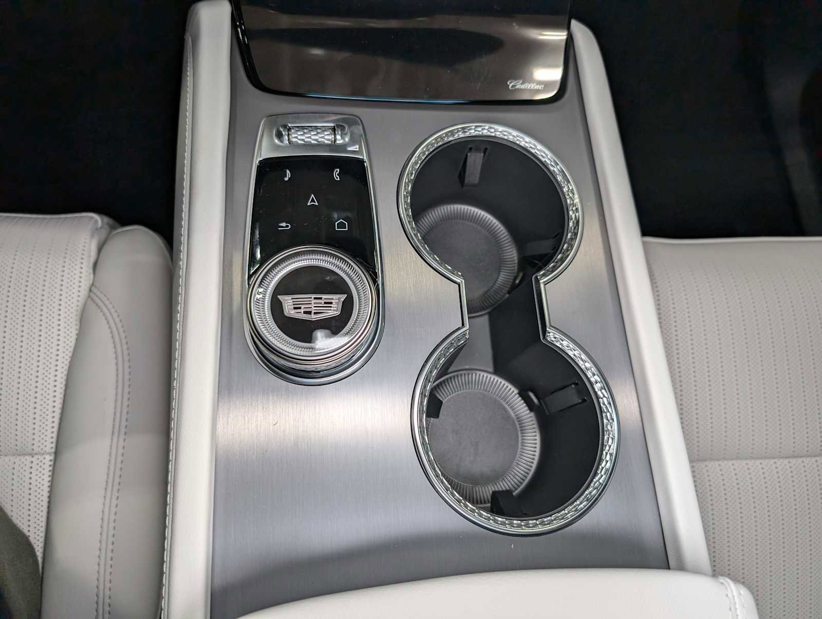 New 2026 Cadillac Vistiq Luxury image 30