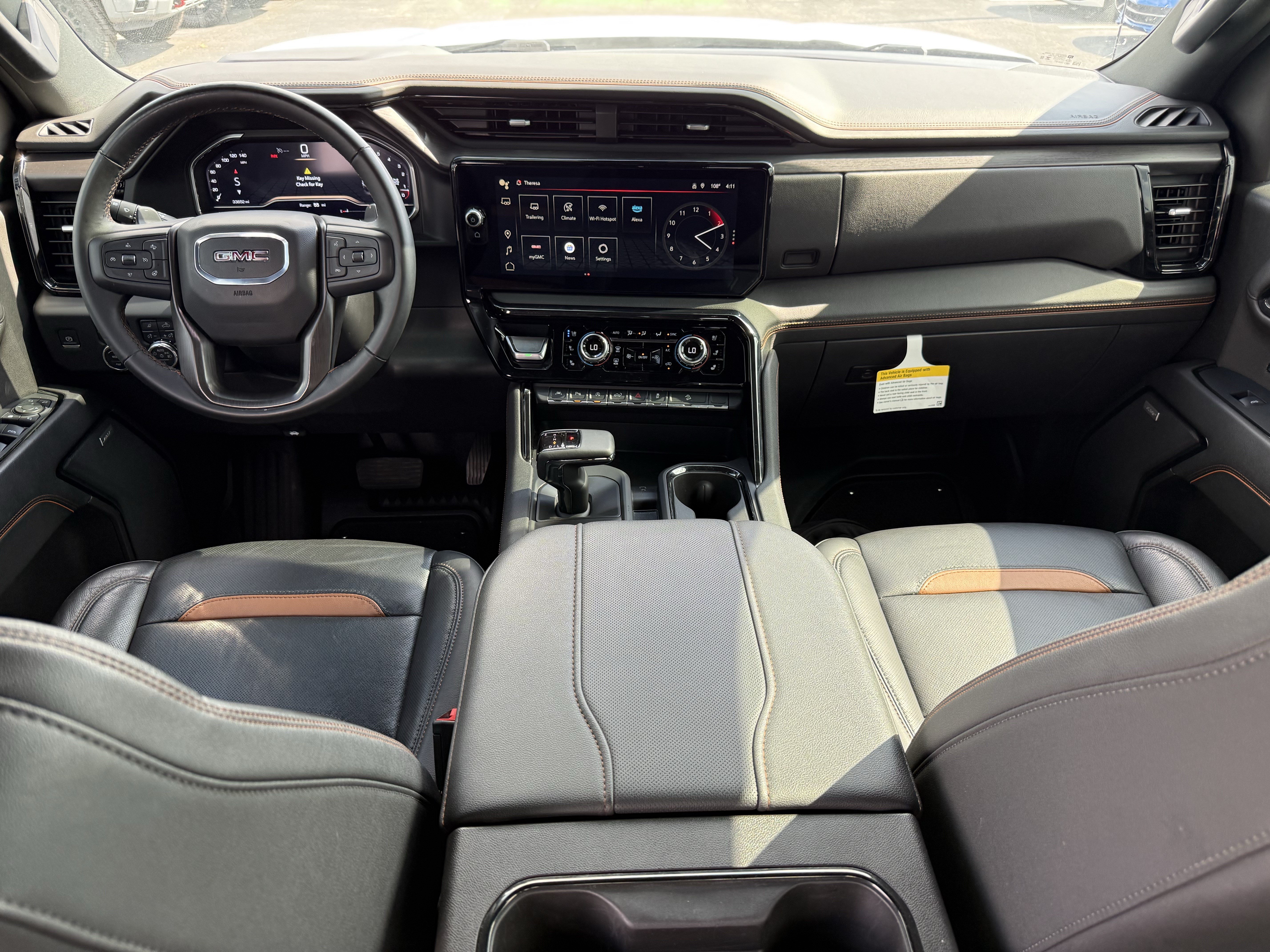 Used 2024 GMC Sierra 1500 AT4 w/ Technology Package AWD/4WD image 29