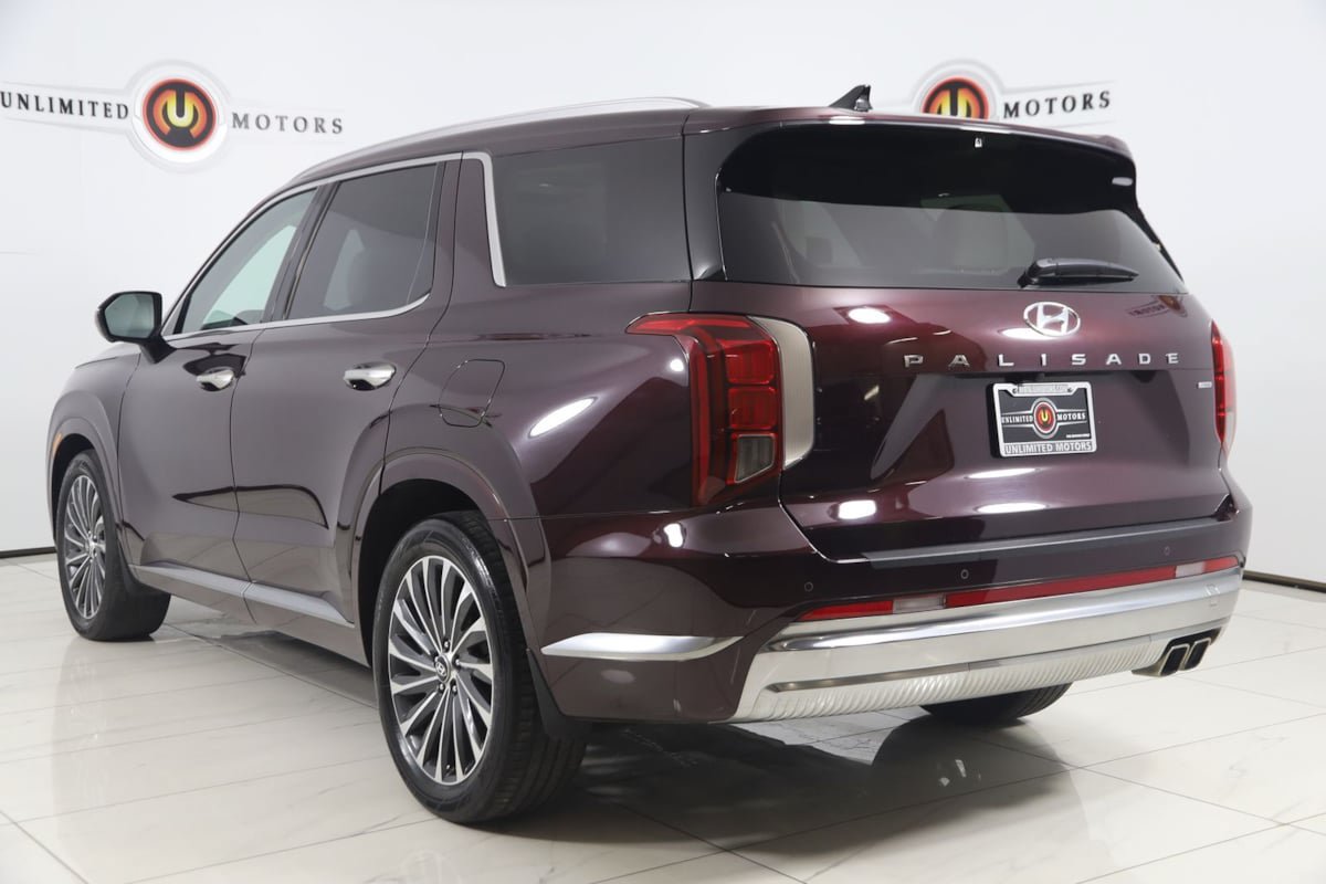 Used 2023 Hyundai Palisade Calligraphy AWD/4WD image 4