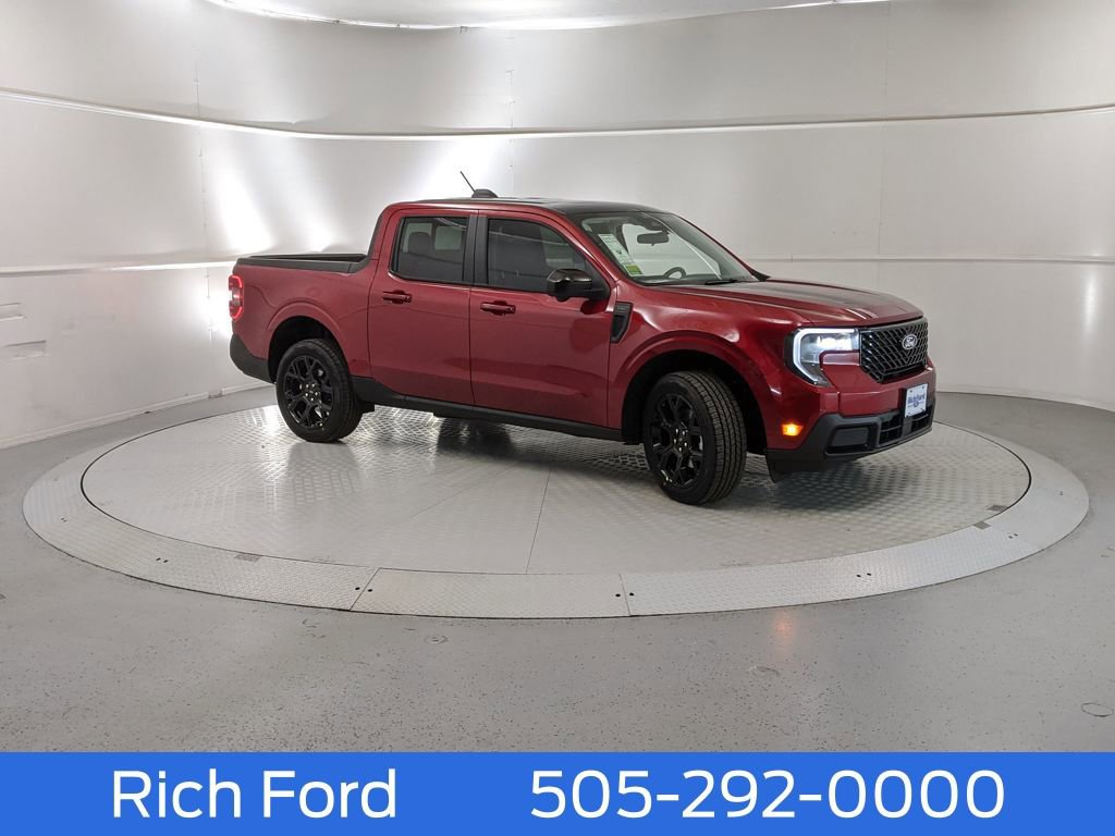 New 2026 Ford Maverick Lariat w/ Black Appearance Package