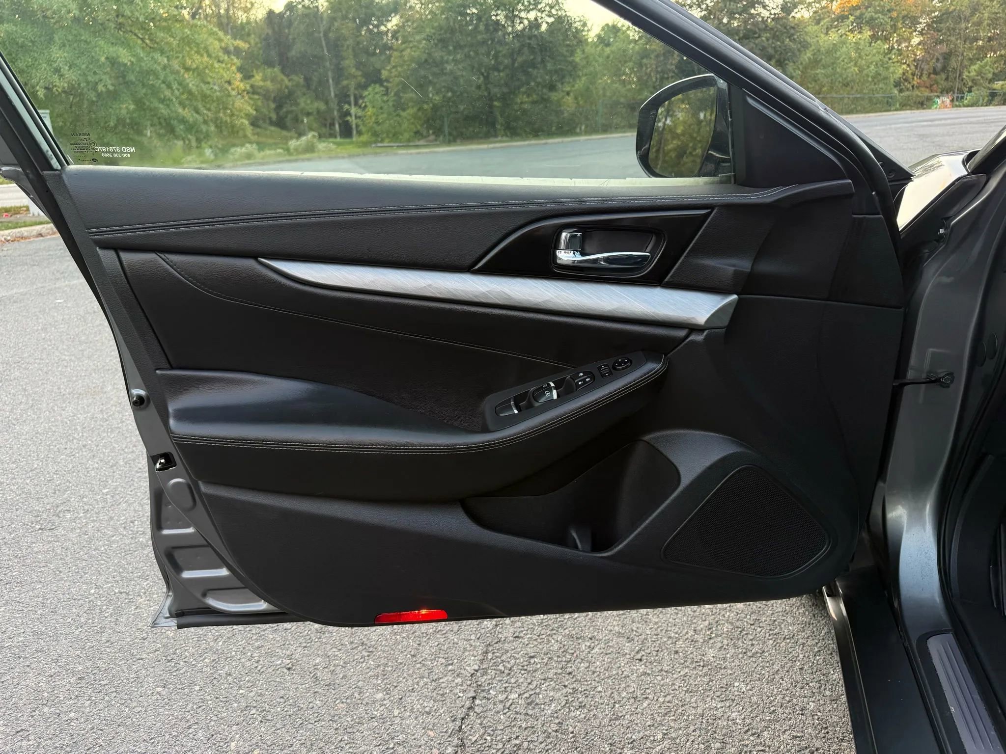 Used 2017 Nissan Maxima 3.5 SV image 17