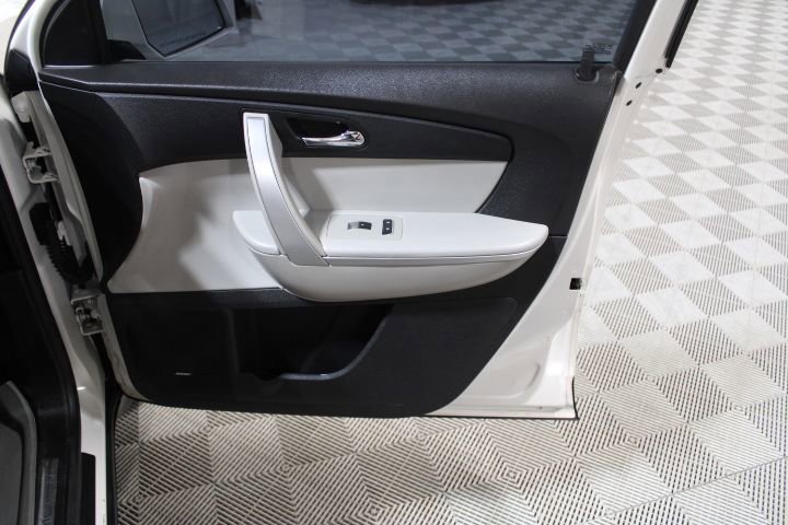 Used 2012 GMC Acadia SLT image 22