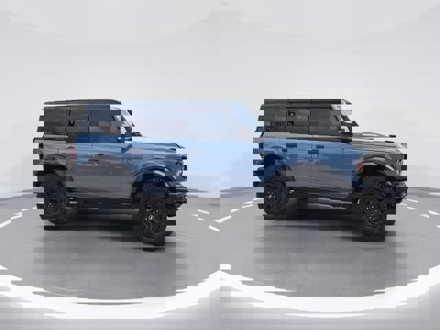 Used 2024 Ford Bronco Wildtrak AWD/4WD image 9