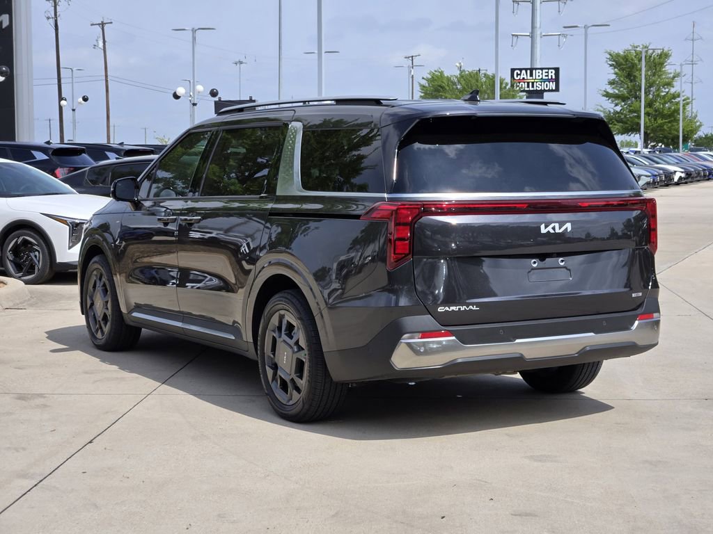 Certified 2026 Kia Carnival SX FWD image 3