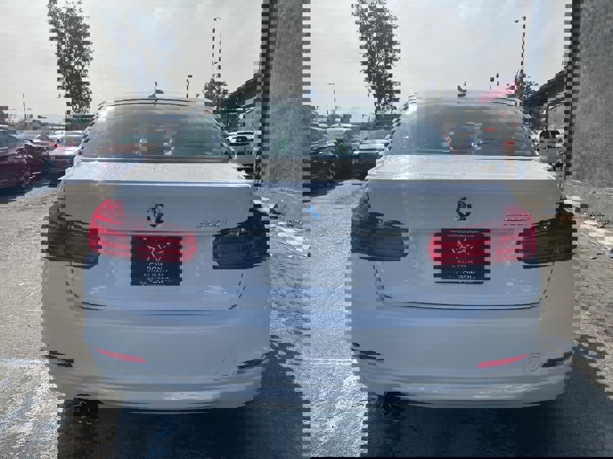 Used 2013 BMW 328i Sedan image 8