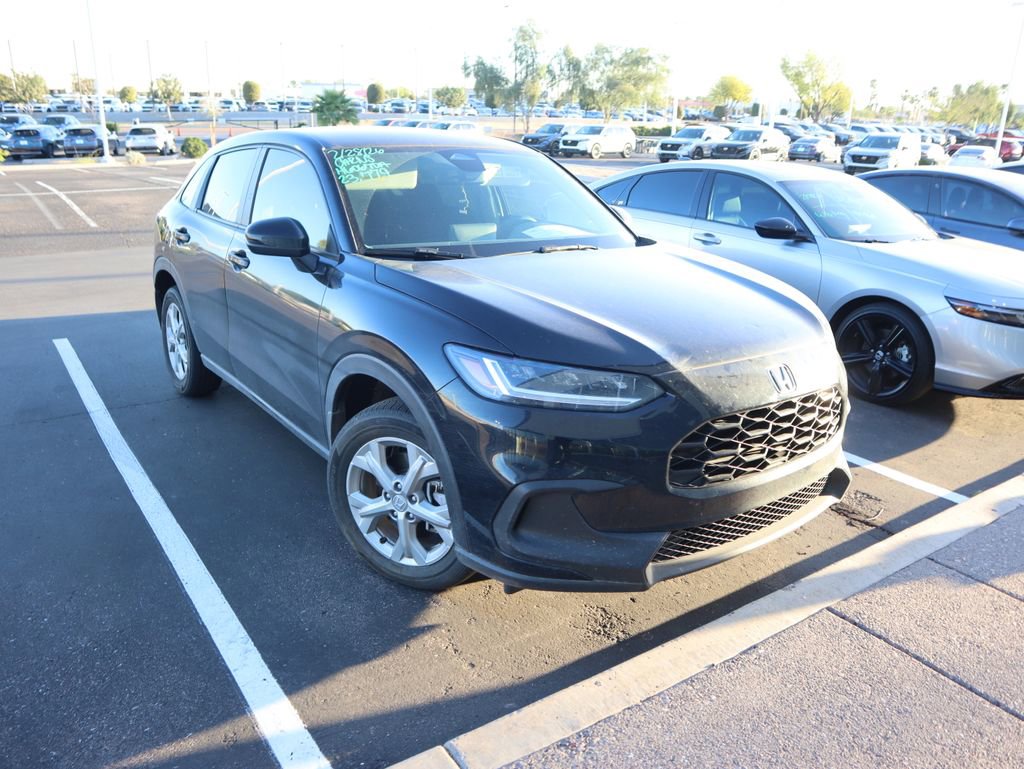 Used 2024 Honda HR-V LX image 3