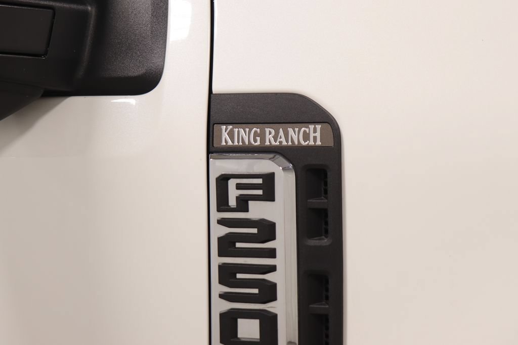 Used 2025 Ford F250 King Ranch AWD/4WD image 37