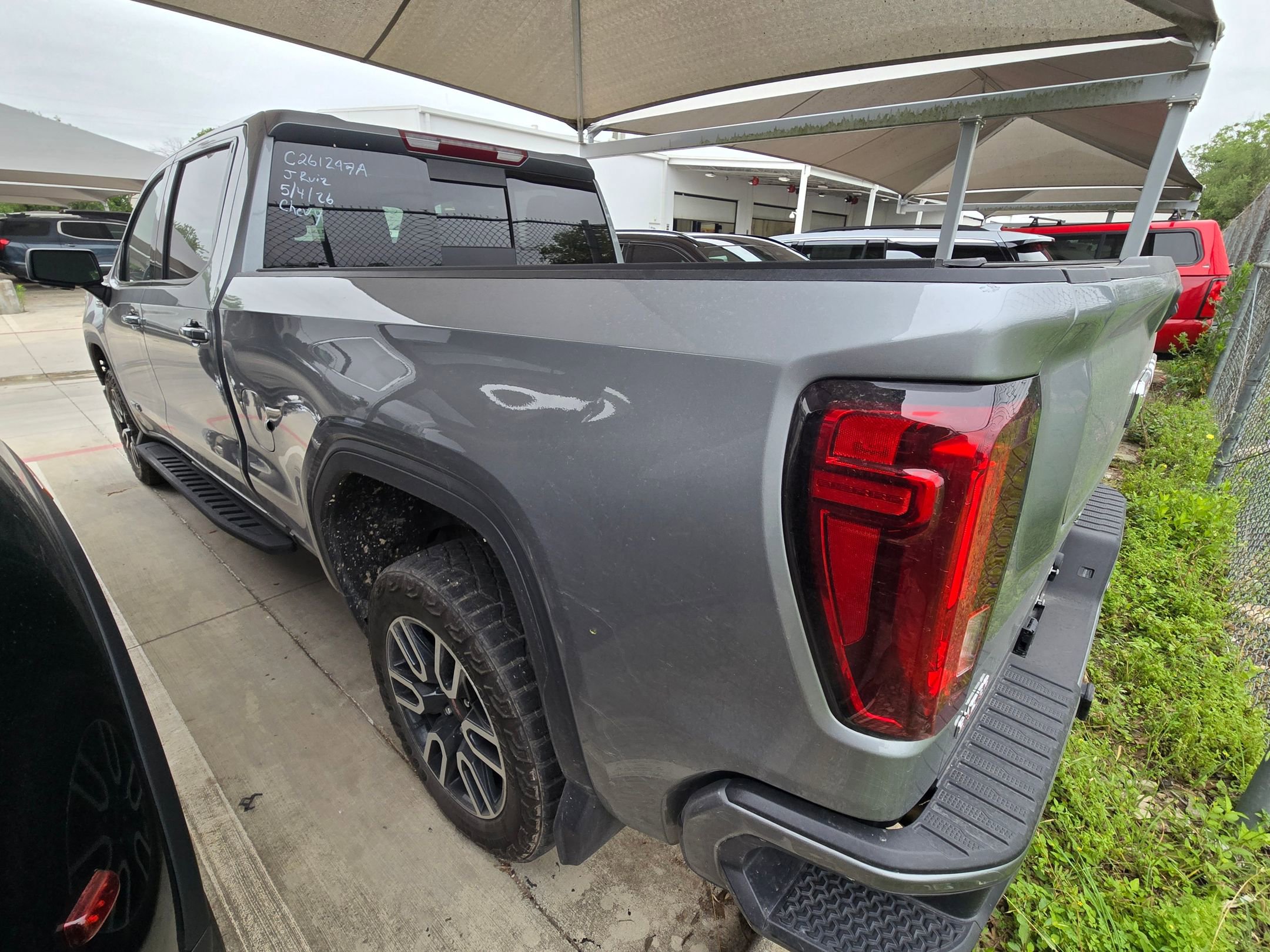 Used 2024 GMC Sierra 1500 AT4 w/ AT4 Premium Package AWD/4WD image 7