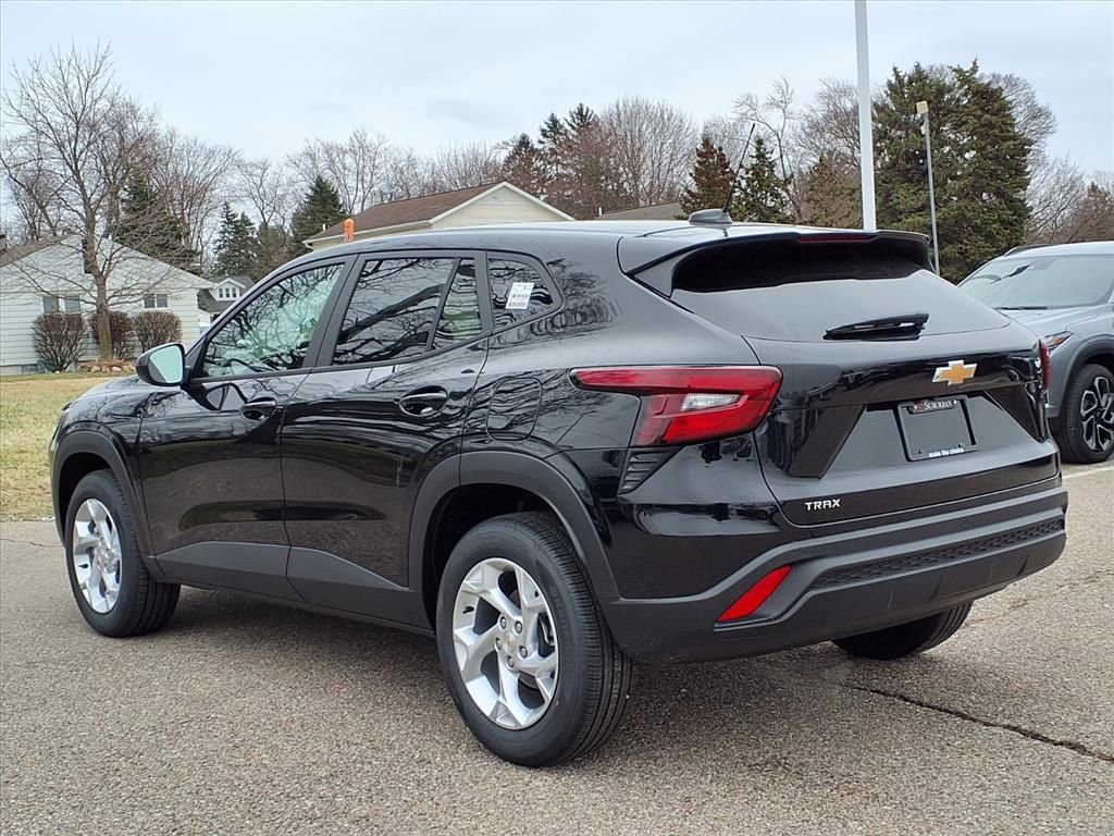New 2026 Chevrolet Trax LS w/ LS Convenience Package image 6