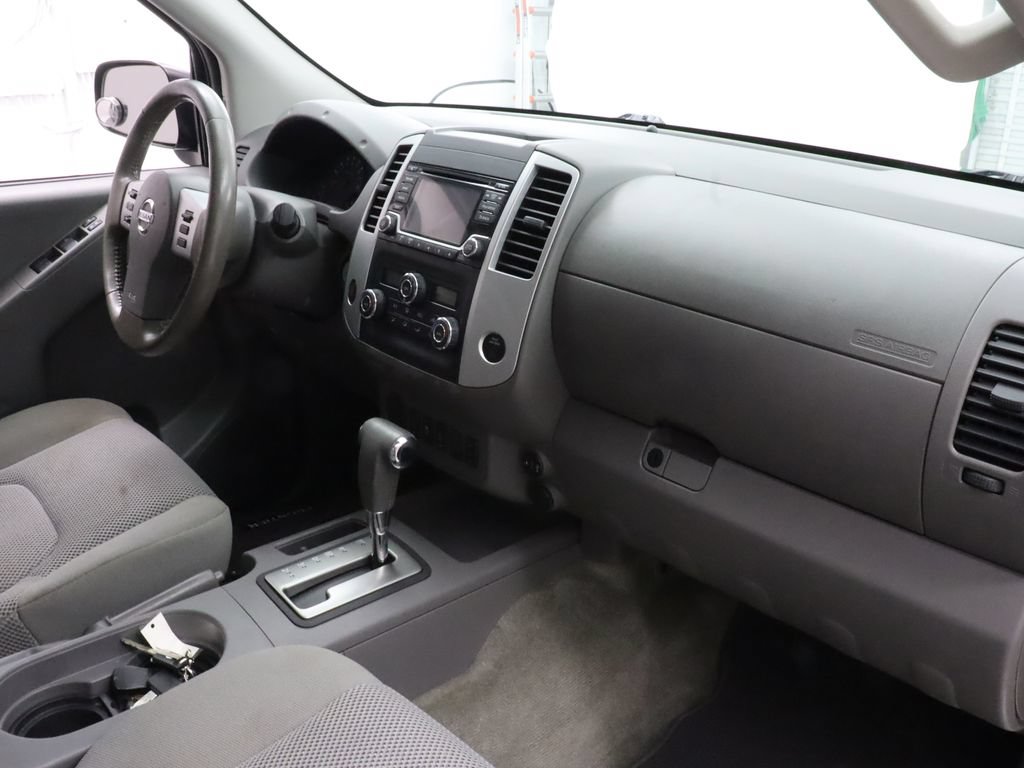 Used 2017 Nissan Frontier SV w/ SV Value Truck Package RWD image 22
