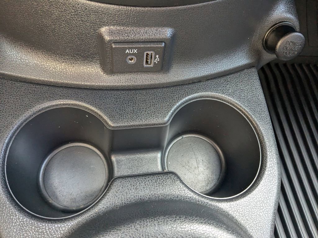 Used 2019 Nissan Versa S Plus image 23