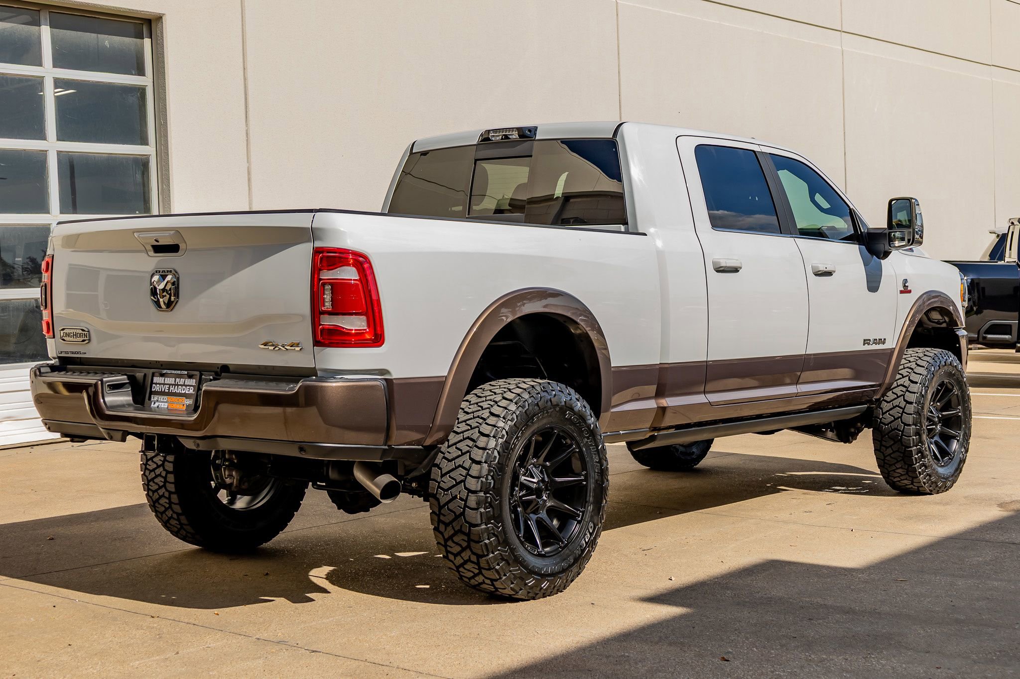 Used 2024 RAM 2500 Limited w/ Safety Group image 10