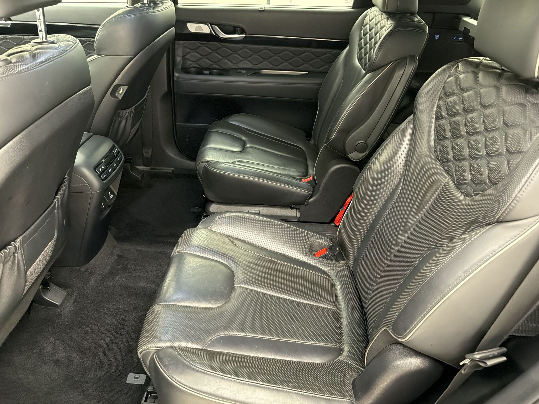Used 2020 Hyundai Palisade Limited AWD/4WD image 22
