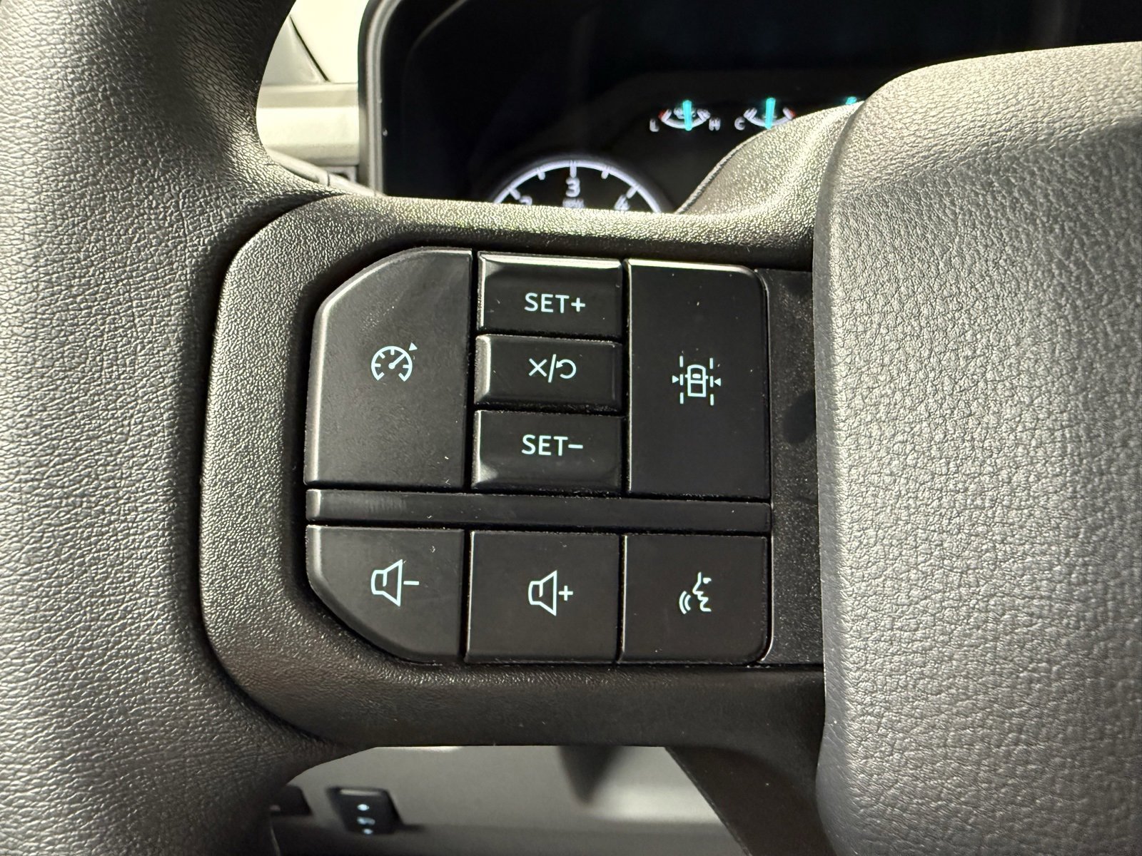 New 2025 Ford F350 XLT w/ XLT Value Package image 15