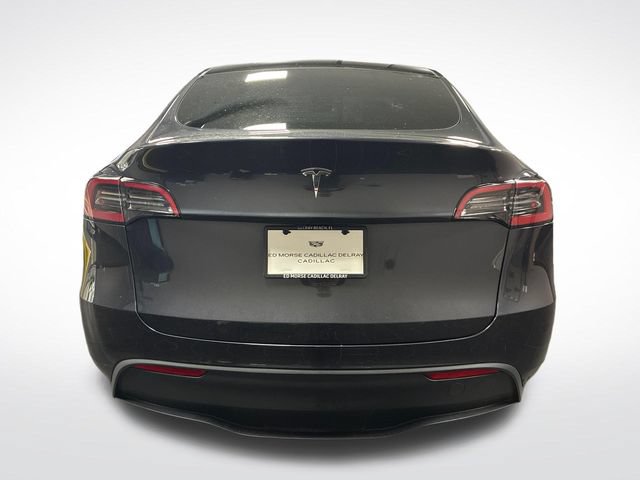 Used 2024 Tesla Model Y Long Range RWD image 4