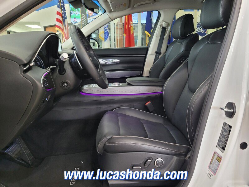 Used 2024 Genesis GV70 2.5T w/ Advanced Package image 7