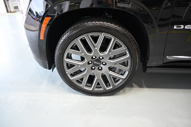 New 2026 GMC Yukon XL Denali Ultimate w/ LPO, Floor Liner Package AWD/4WD image 38