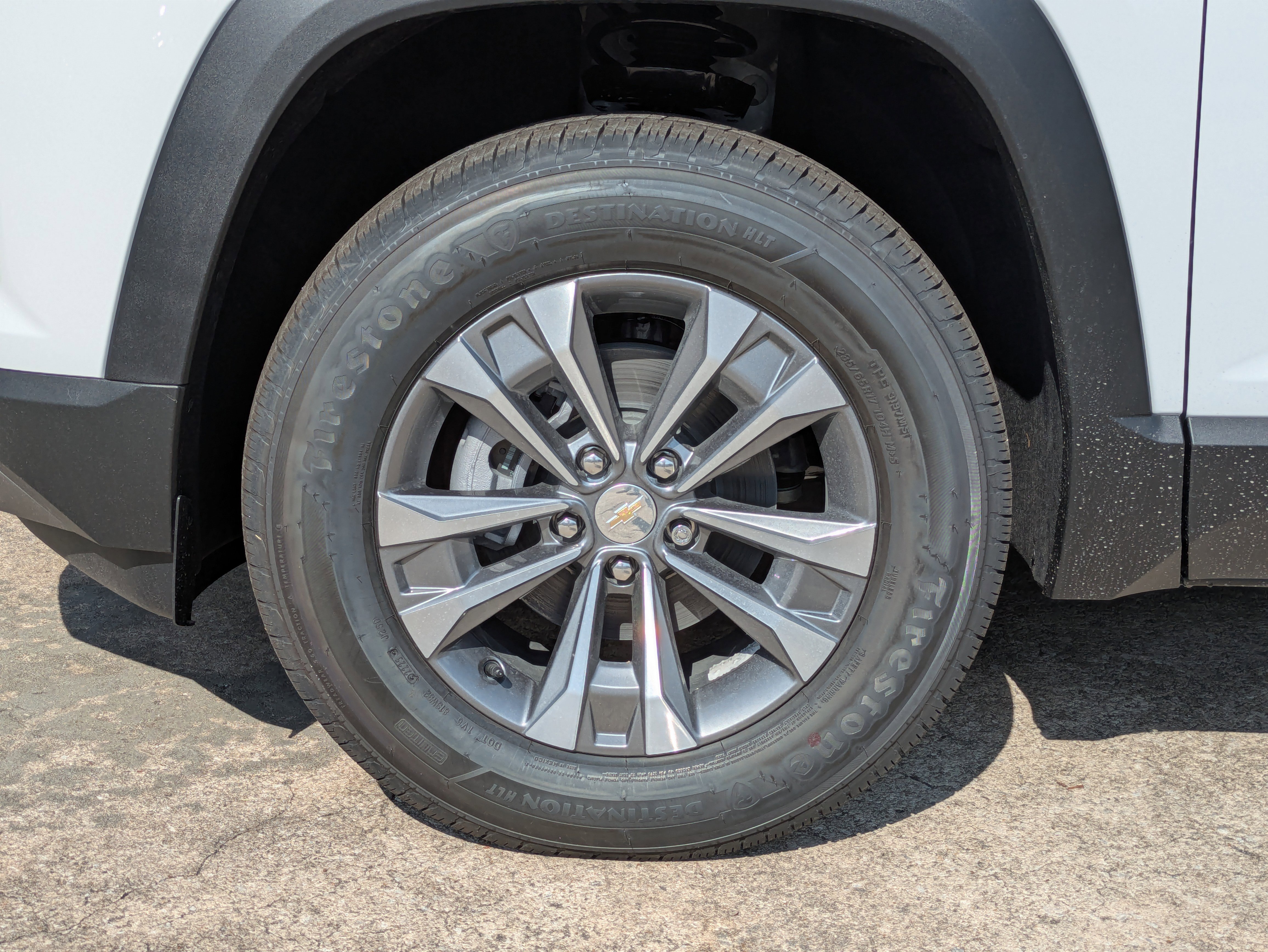 New 2026 Chevrolet Equinox LT w/ Convenience Package II image 28