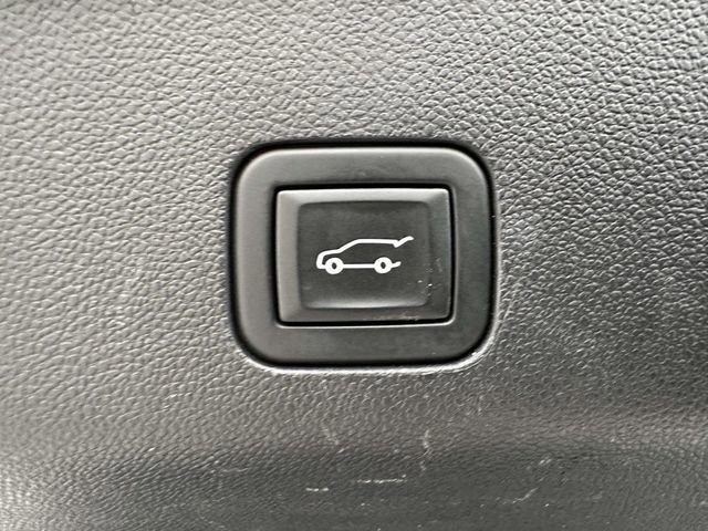 Used 2023 Chevrolet Tahoe LT image 22