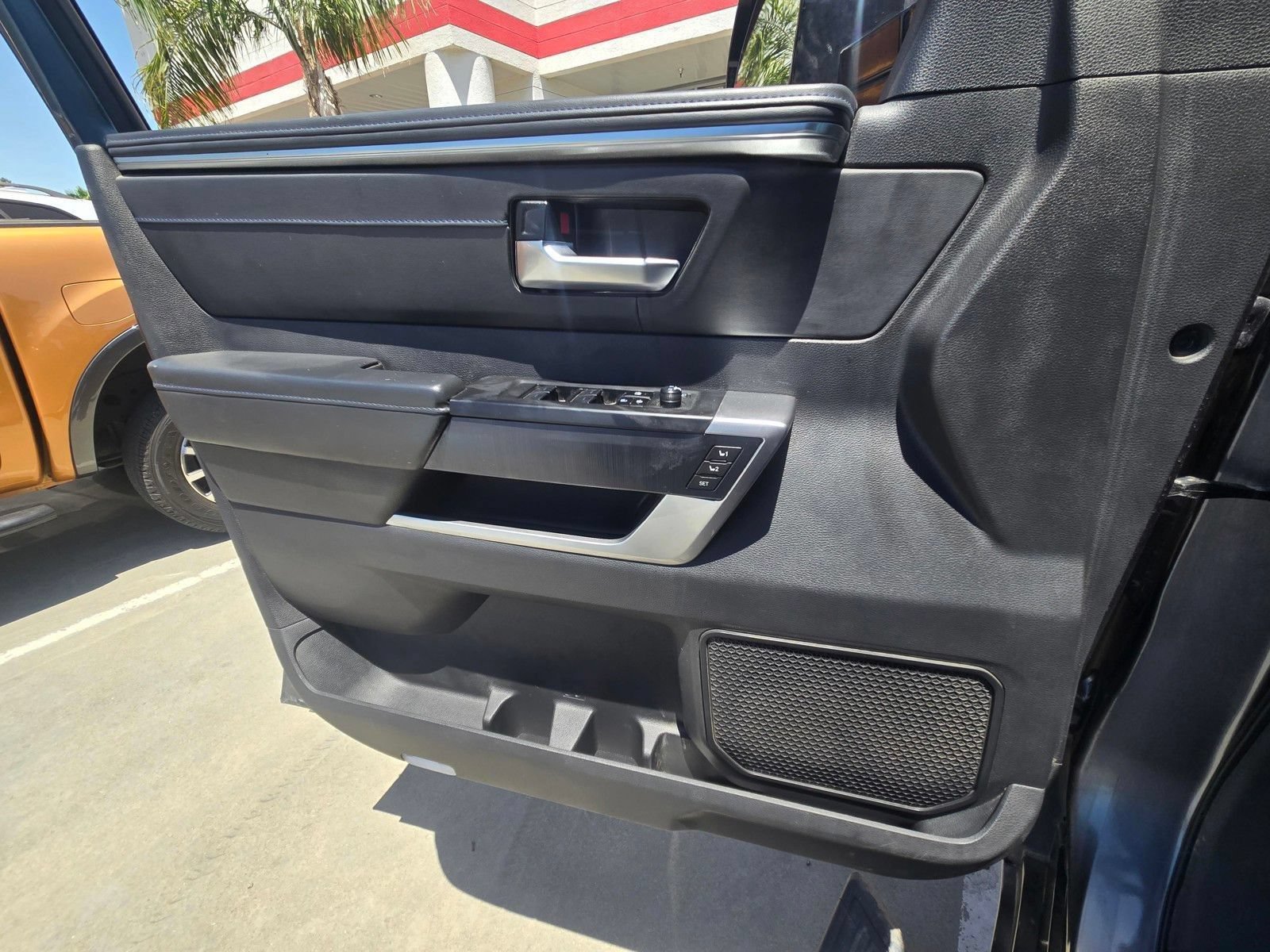 Used 2024 Toyota Tundra Platinum AWD/4WD image 17
