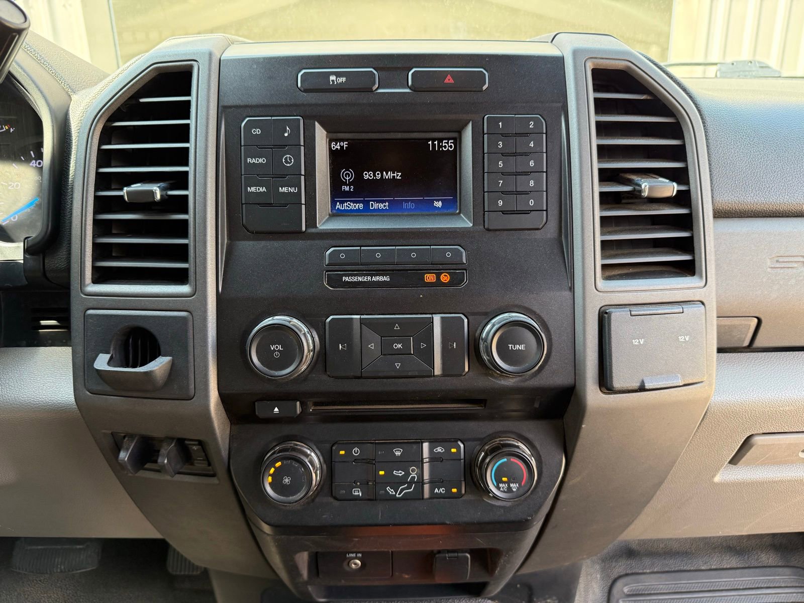 Used 2017 Ford F450 XL w/ Power Equipment Group RWD image 25