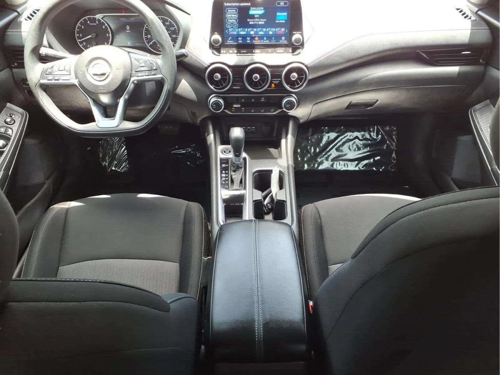 Certified 2024 Nissan Sentra SV FWD image 10
