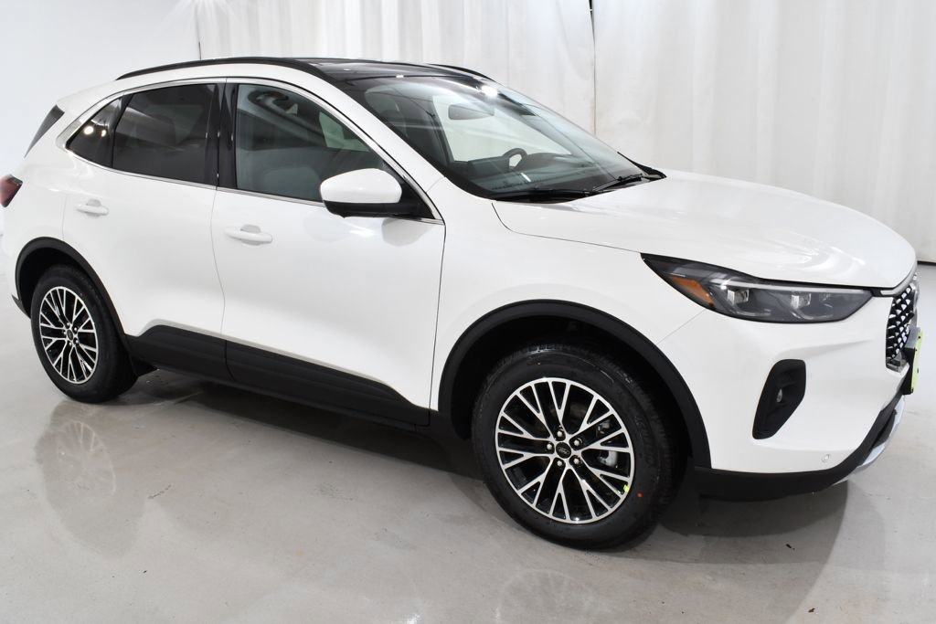 New 2026 Ford Escape SE w/ PHEV Premium Package FWD image 5