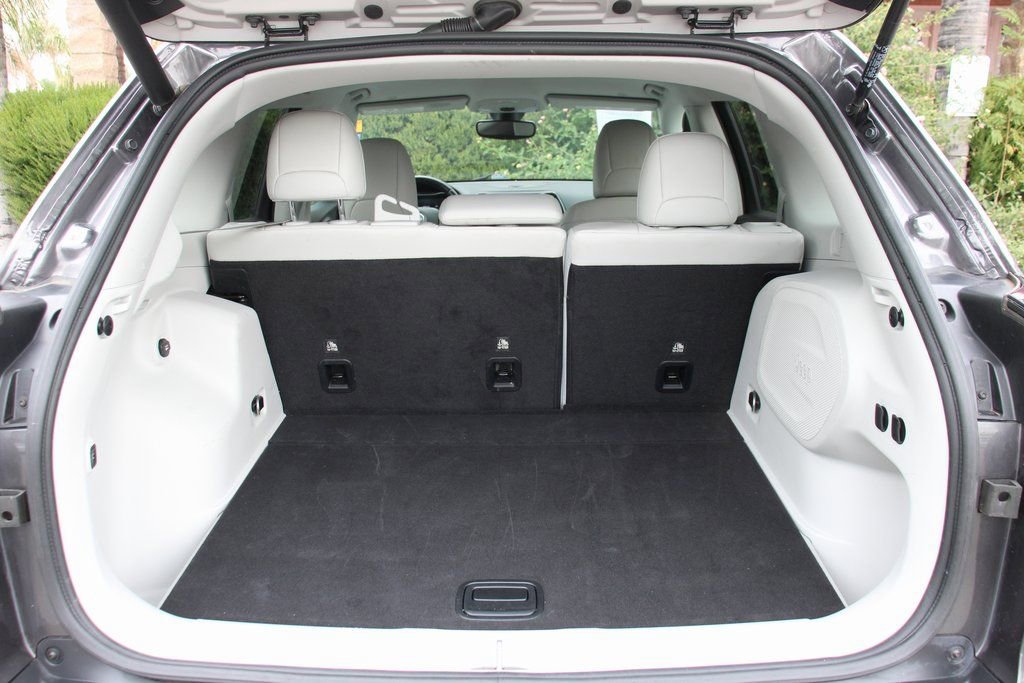 Used 2020 Jeep Cherokee Limited image 8